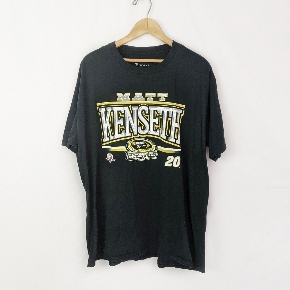 Men's XL Nascar Tshirt